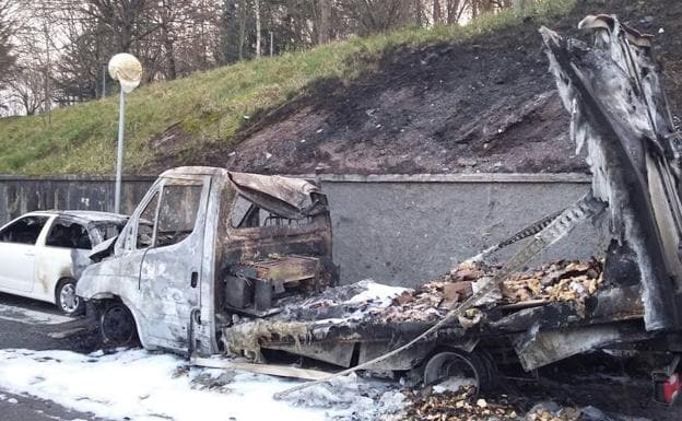 El incendio ha ocurrido en la calle Tomás Garbizu. 