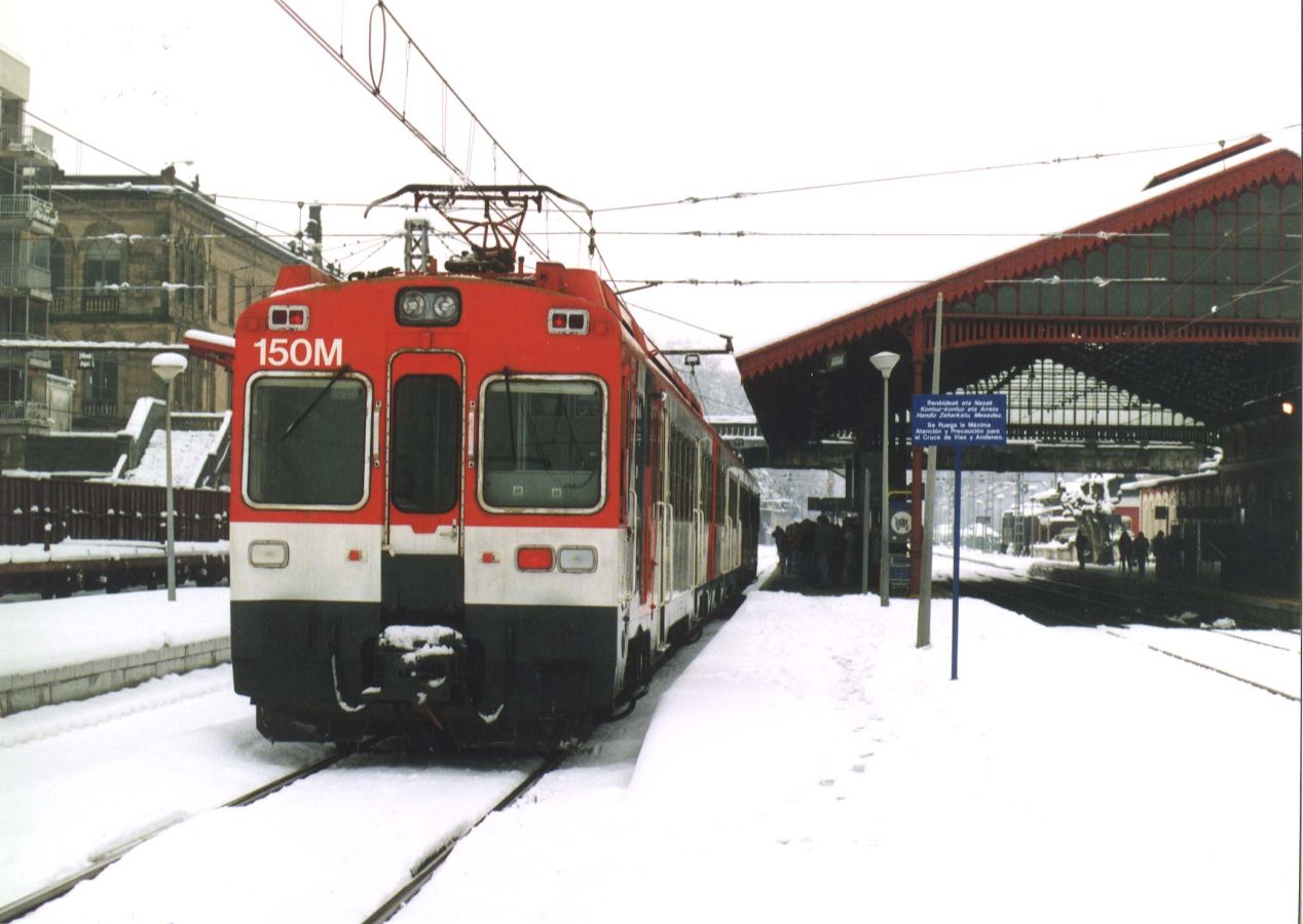 A primeras horas de la mañana del 20 de febrero de 1996 la nieve comenzó a caer sobre San Sebastián. Todo empeoró al día siguiente