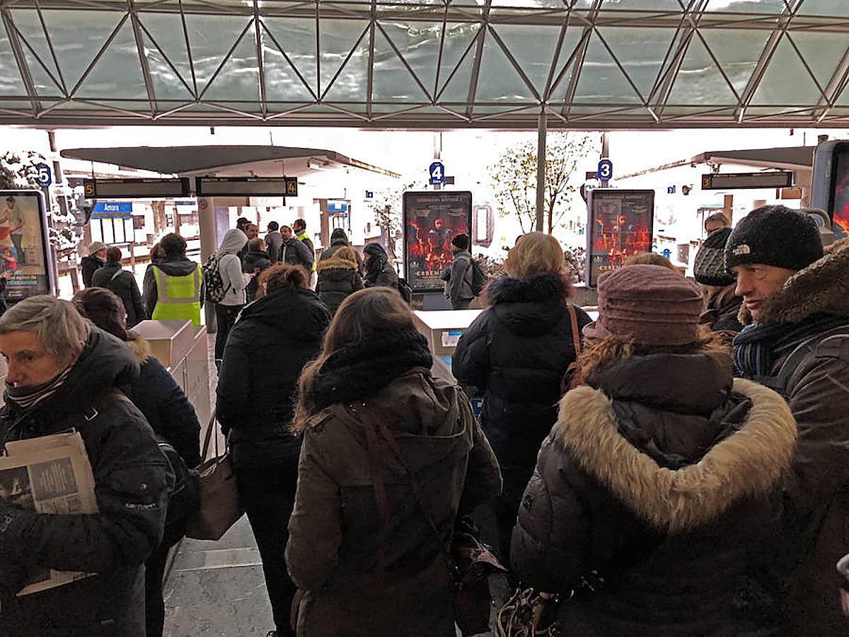 Las precipitaciones están generando severos problemas de circulación en la ciudad