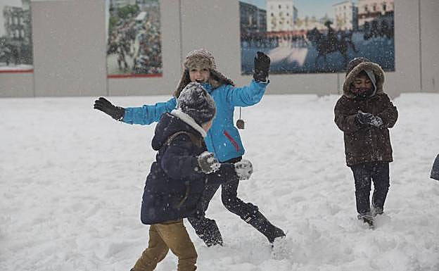 Imagen. Día de juegos para los más pequeños. 