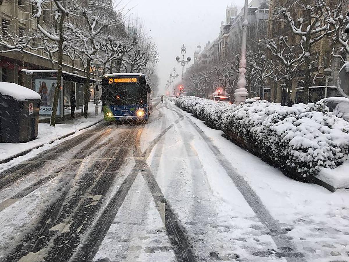 Las precipitaciones están generando severos problemas de circulación en la ciudad