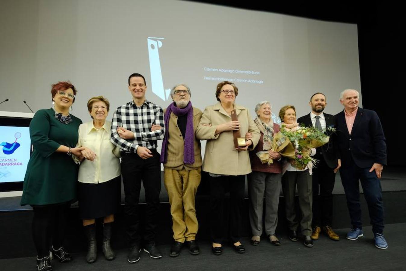 Cuatro antiguas jugadoras han sido galardonadas en la tercera edición del premio Carmen Adarraga