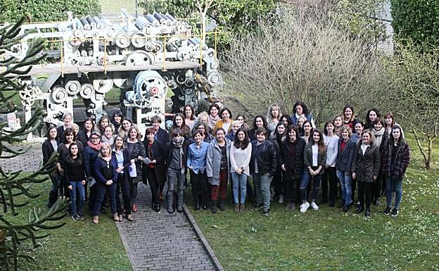 Las trabajadoras de El Diario Vasco apoyan la reivindicación por la igualdad