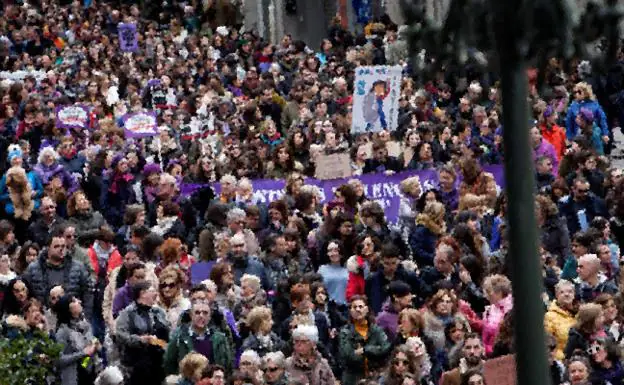 La mortadela es machista y otros bulos contra el Día de la Mujer