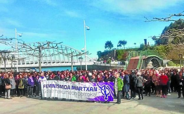 Histórica movilización de las mujeres y gran apoyo a la huelga 