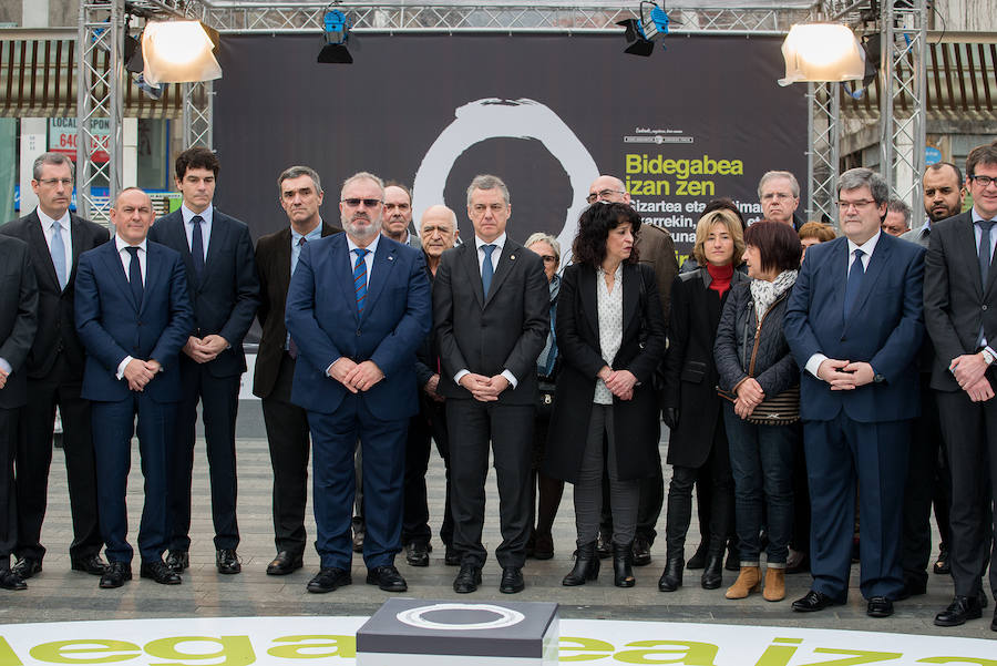 El lehendakari ha cerrado esta mañana en Bilbao el acto que se ha celebrado con motivo del Día Europeo de las Víctimas del Terrorismo