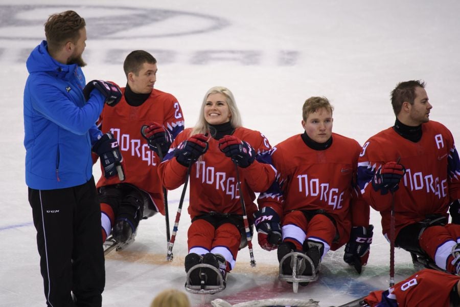 Este fin de semana ha habido pruebas de hockey hielo, curling, snowboard y esquí de fondo. 