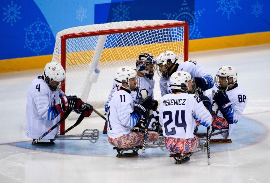 Este fin de semana ha habido pruebas de hockey hielo, curling, snowboard y esquí de fondo. 