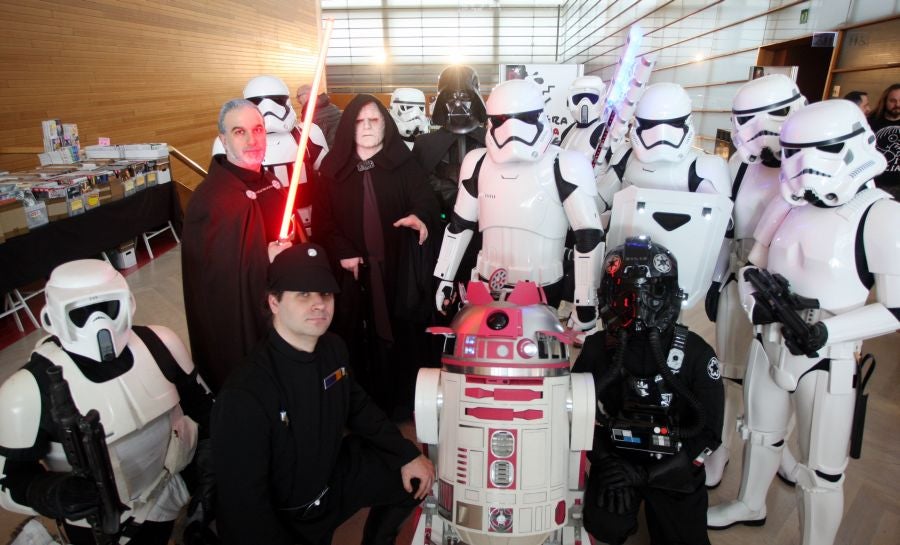 El concurso de cosplay y los premios a los maestros del cómic centran la segunda jornada del Salon Internacional del Cómic y Manga de San Sebastián