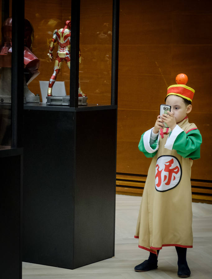 La notable afluencia de visitantes al salón evidencia el tirón del universo del cómic entre los aficionados