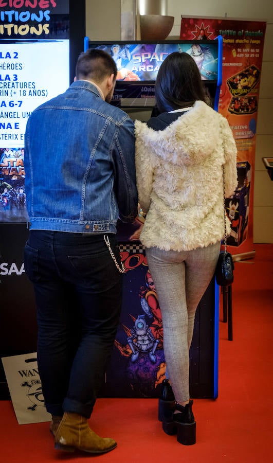 La notable afluencia de visitantes al salón evidencia el tirón del universo del cómic entre los aficionados