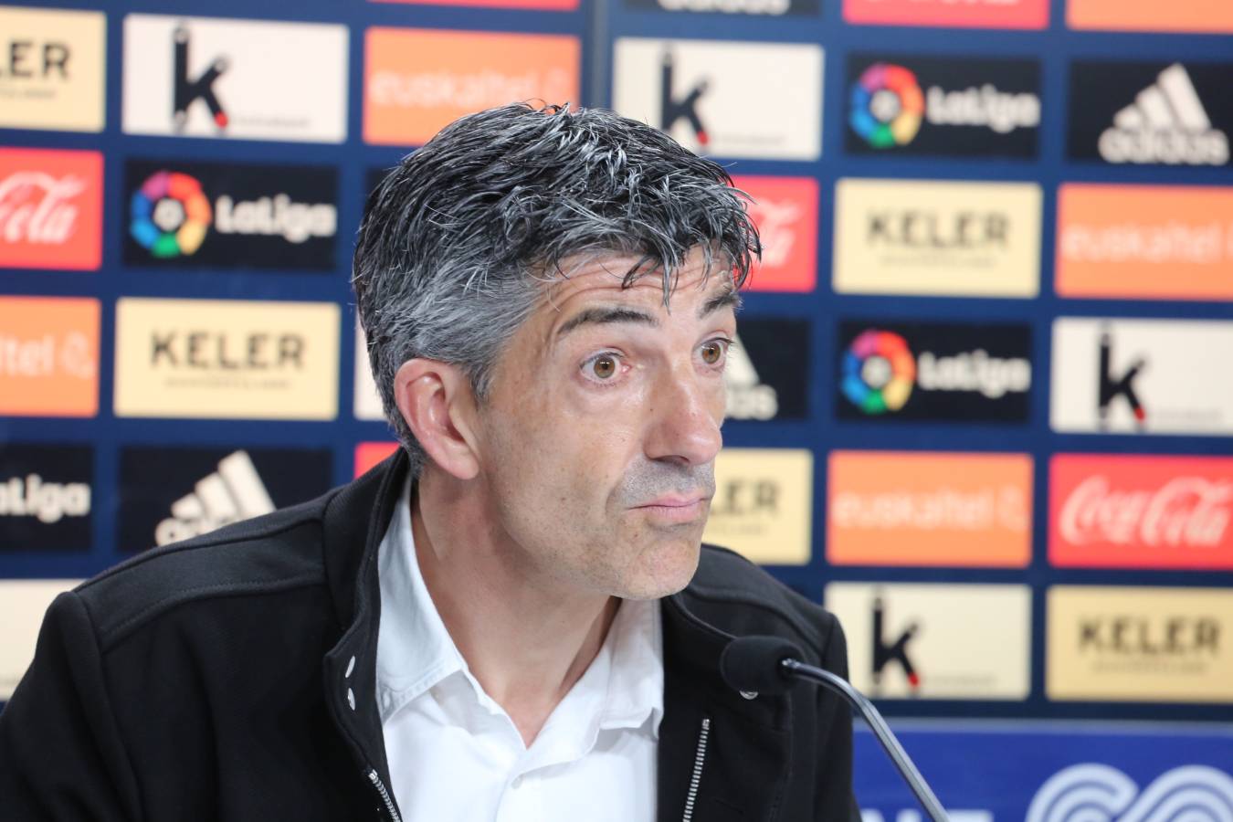 Imanol Alguacil ha sido presentado como nuevo entrenador de la Real Sociedad, sustituyendo de este modo a Eusebio Sacristán. Mikel Labaka será su segundo entrenador.