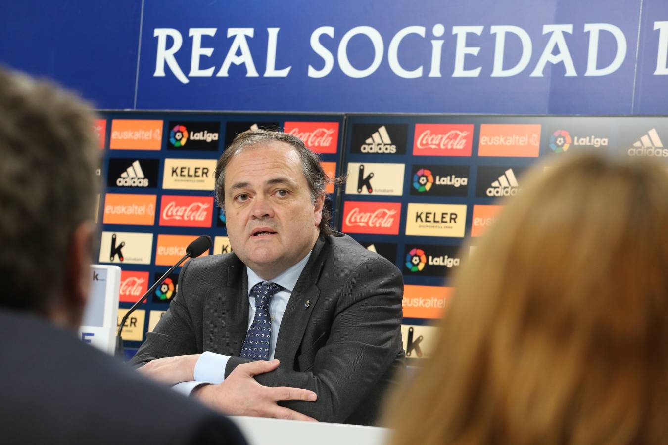 Imanol Alguacil ha sido presentado como nuevo entrenador de la Real Sociedad, sustituyendo de este modo a Eusebio Sacristán. Mikel Labaka será su segundo entrenador.