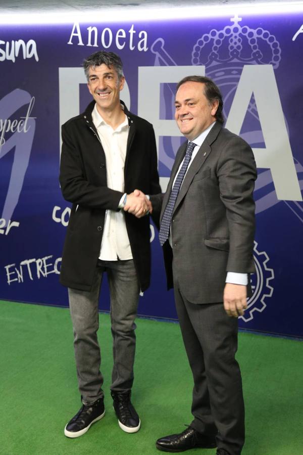 Imanol Alguacil ha sido presentado como nuevo entrenador de la Real Sociedad, sustituyendo de este modo a Eusebio Sacristán. Mikel Labaka será su segundo entrenador.