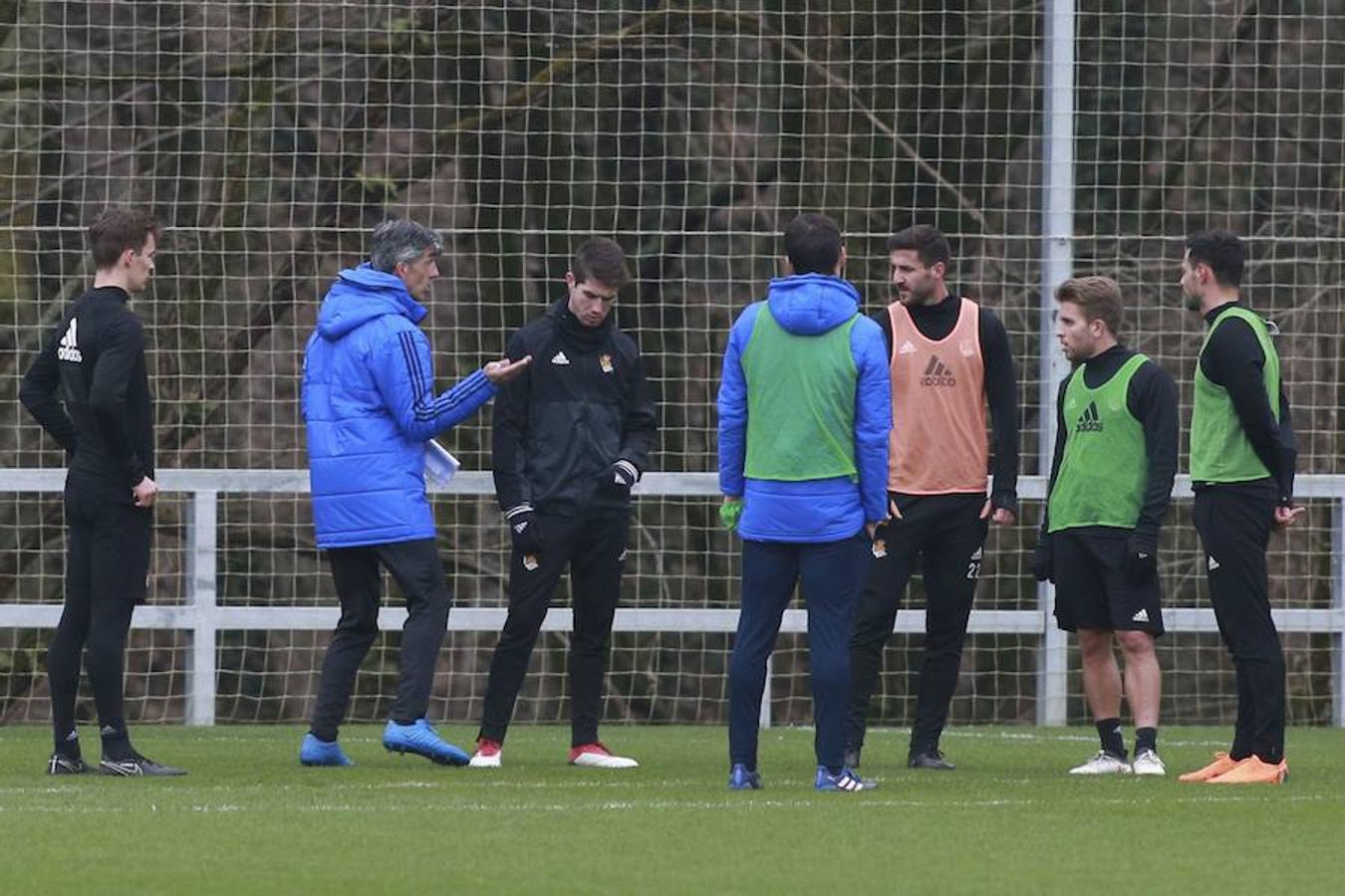 Eusebio y Loren han acudido a las instalaciones antes de la sesión para despedirse de la plantilla