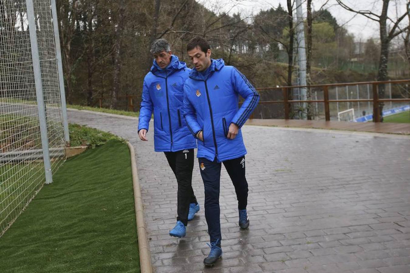 Eusebio y Loren han acudido a las instalaciones antes de la sesión para despedirse de la plantilla
