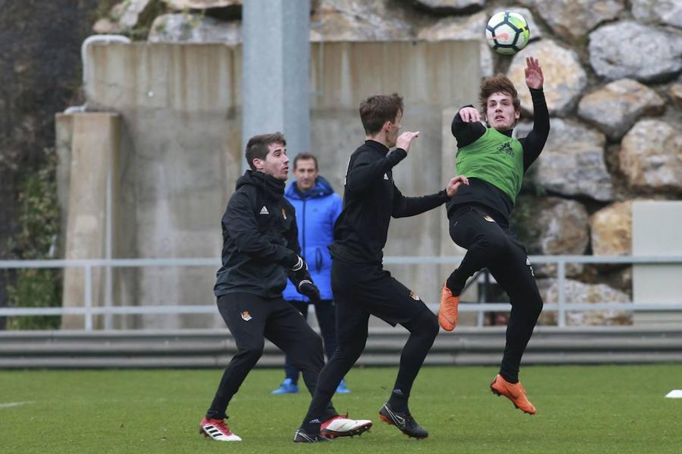 Eusebio y Loren han acudido a las instalaciones antes de la sesión para despedirse de la plantilla
