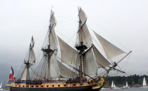 La réplica de L'Hermione adornará la bahía pasaitarra.