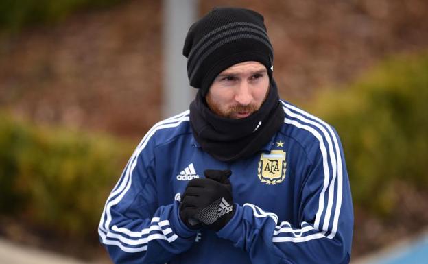 Leo Messi, con la selección argentina en Mánchester. 