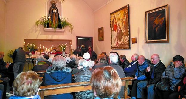 Ayer se celebró el día de la Virgen de la Dolorosa en la Capilla de San Francisco.  