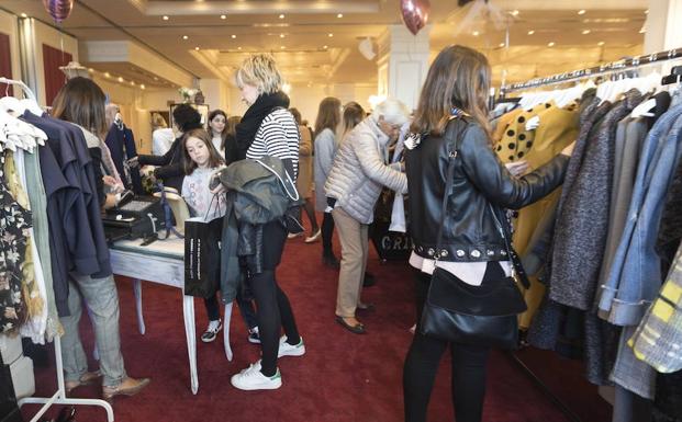 El Hotel de Londres de San Sebastián acoge varios mercadillos a lo largo del año. 