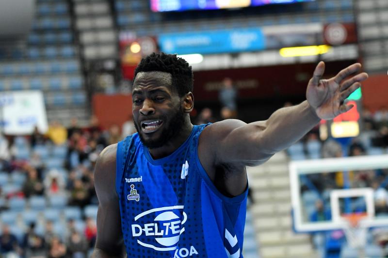 El Baskonia se lleva la victoria, 72-84. Los alaveses hacen valer su calidad para imponerse a un Gipuzkoa Basket que brilló en la primera mitad pero que tuvo que hincar la rodilla ante un rival superior.