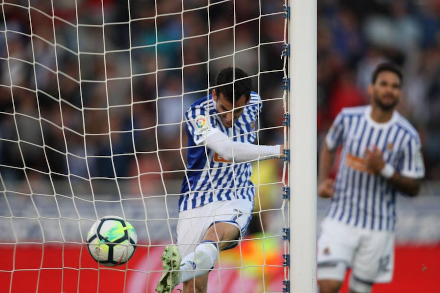 El equipo txuri-urdin se reencuentra con las buenas sensaciones tras esta goleada en Anoeta