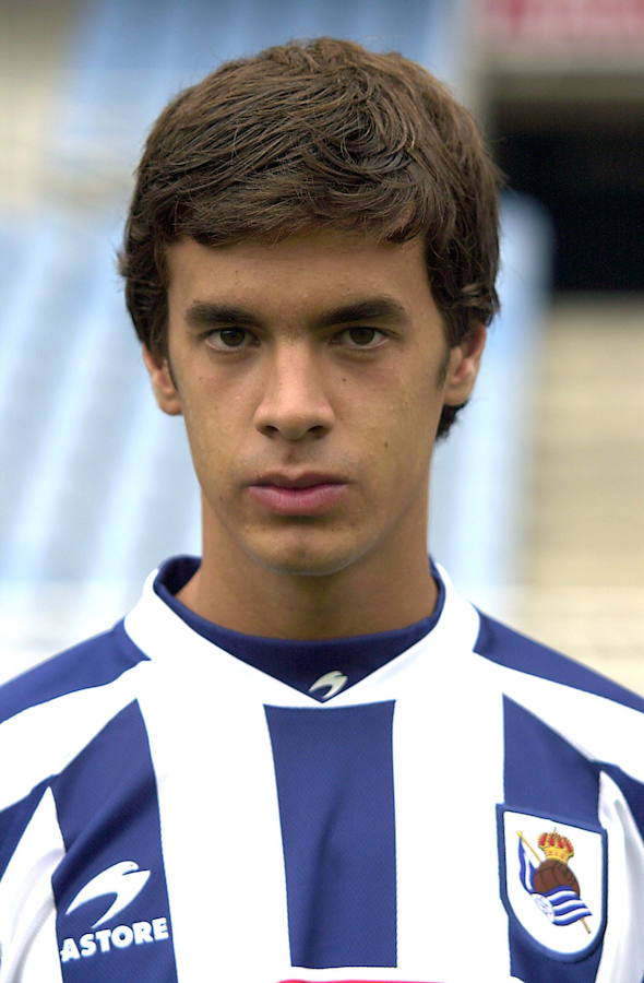 Imágenes para el recuerdo del gran capitán de la Real Sociedad durante sus 15 temporadas en el primer equipo.