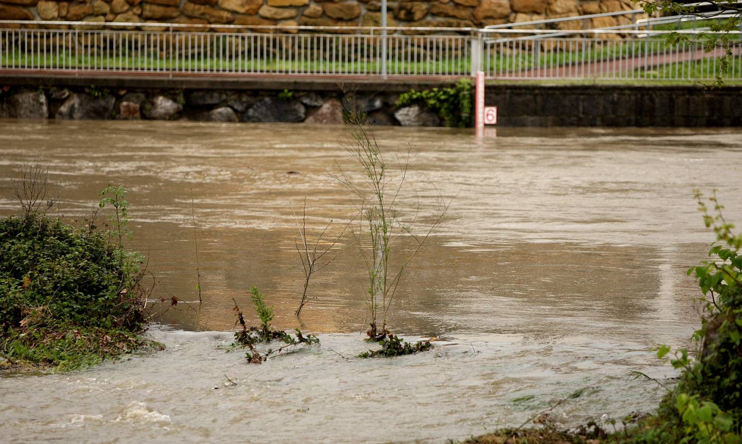 Tras la delicada situación que se vivió con los ríos en Gipuzkoa el miércoles, así han estado el jueves. 