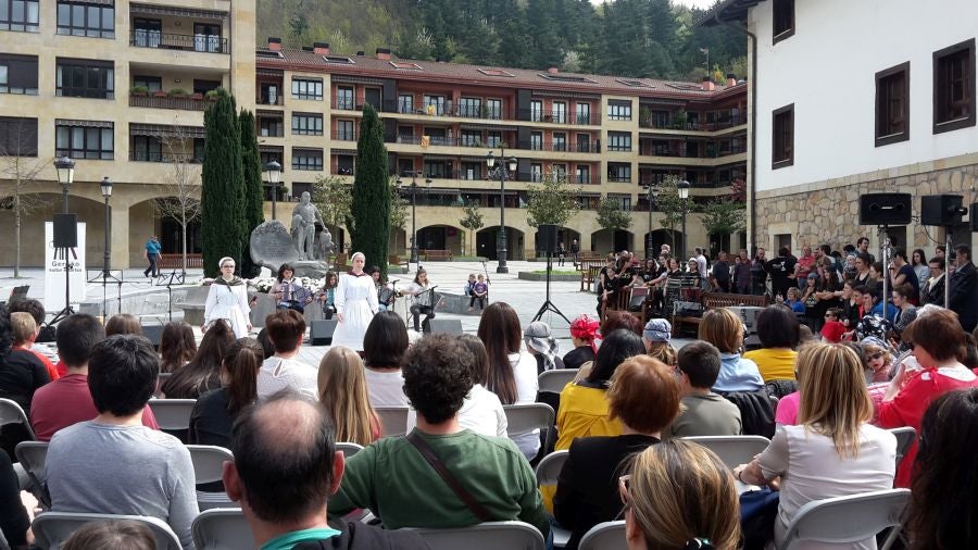 Fotos: Homenaje a Lazkao Txiki