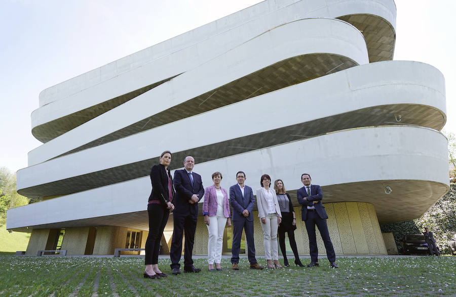 La investigación para la salud y la sostenibilidad, la innovación o el emprendizaje son ya parte integral de la gastronomía, tanto que el Basque Culinary Center ha pasado a integrar la Red Vasca de Ciencia, Tenología e Innovación.