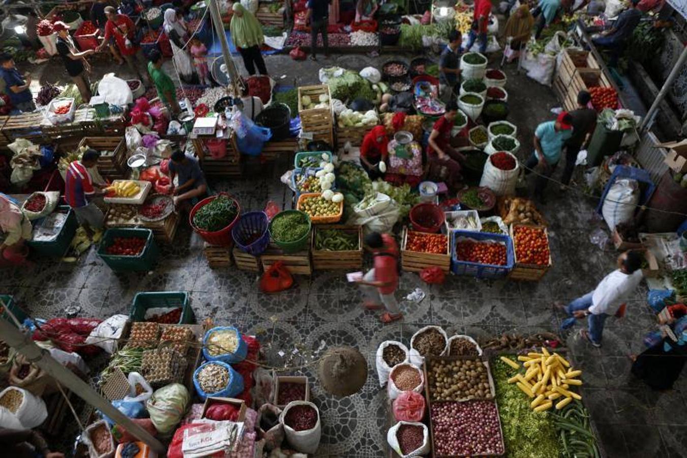 Indonesia National Bank (BI) estima que el crecimiento económico de Indonesia en el primer trimestre de 2018 estar en el rango del 5.1 por ciento debido a la demanda interna de inversión.