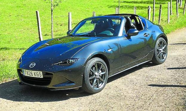 El Mazda MX-5 es un clásico que ha recibido unas mejoras excelentes para seguir disfrutando al volante.