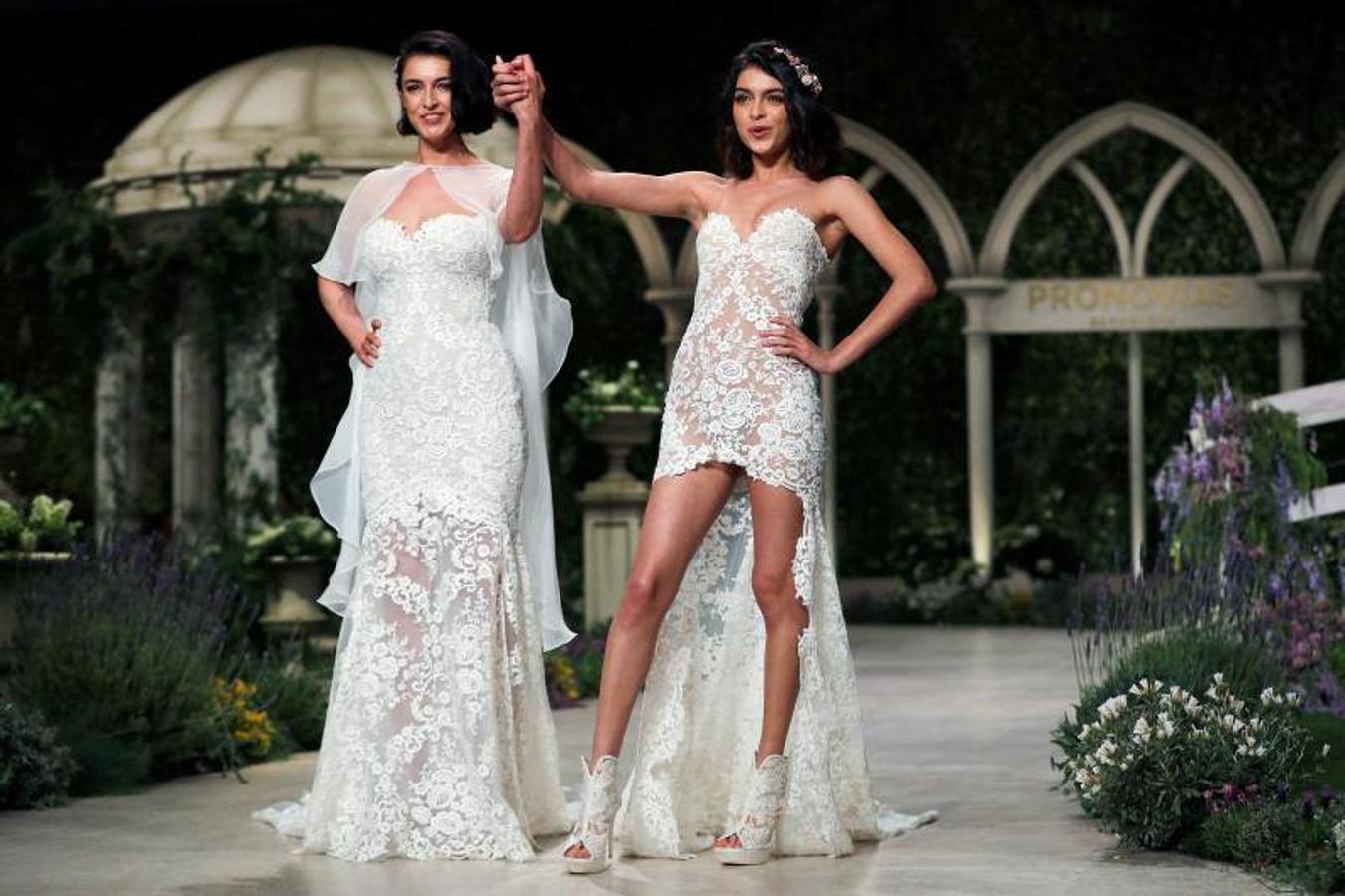 Ponovias ha sido la encragada de inaugurar la Barcelona Bridal Fashion Week en el Pabellón Italiano de Montjuïc con sus nuevas propuestas de su colección Atelier 2019, inspirada en el florecimiento de los grandes momentos, en una cita que contará con más de 1.500 invitados.