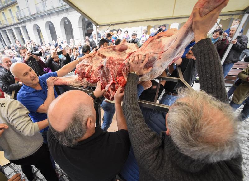 Fotos: Tolosa rinde homenaje a la carne a la brasa