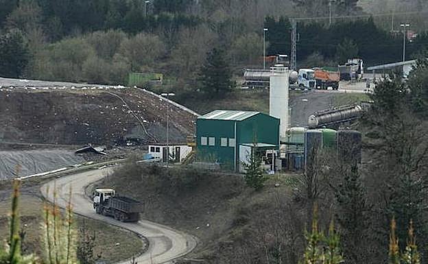 La Diputación de Gipuzkoa  optará entre las alternativas que Bizkaia plantea para los residuos del territorio