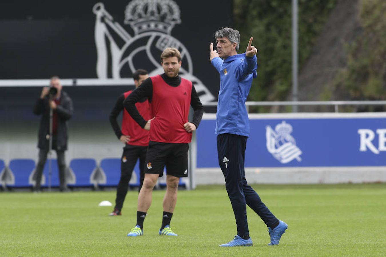 El equipo txuri-urdin se ha ejercitado con la baja de Héctor Moreno y la novedad de Le Normand 