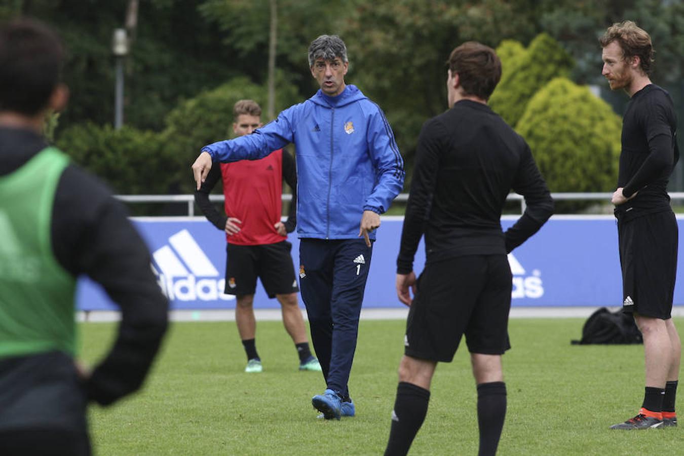 El equipo txuri-urdin se ha ejercitado con la baja de Héctor Moreno y la novedad de Le Normand 