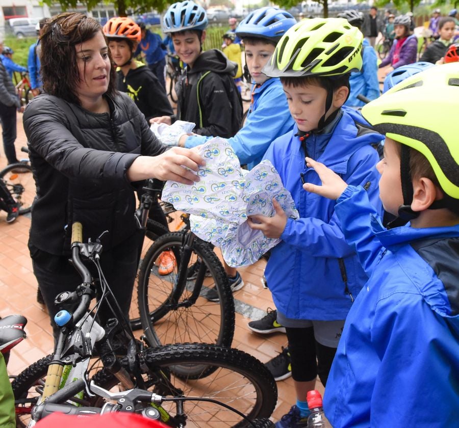 Gipuzkoa vive hoy y mañana sobre dos ruedas de la mano de la segunda feria Bicibizi, que desplegará un intenso programa de actividades, recorridos, talleres y actuaciones con la bicicleta como argumento.