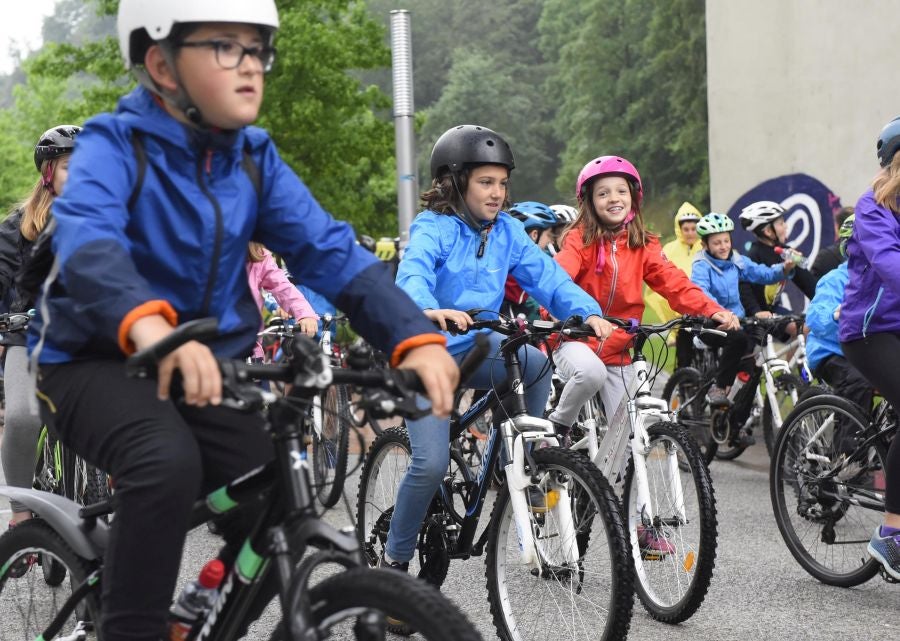 Gipuzkoa vive hoy y mañana sobre dos ruedas de la mano de la segunda feria Bicibizi, que desplegará un intenso programa de actividades, recorridos, talleres y actuaciones con la bicicleta como argumento.