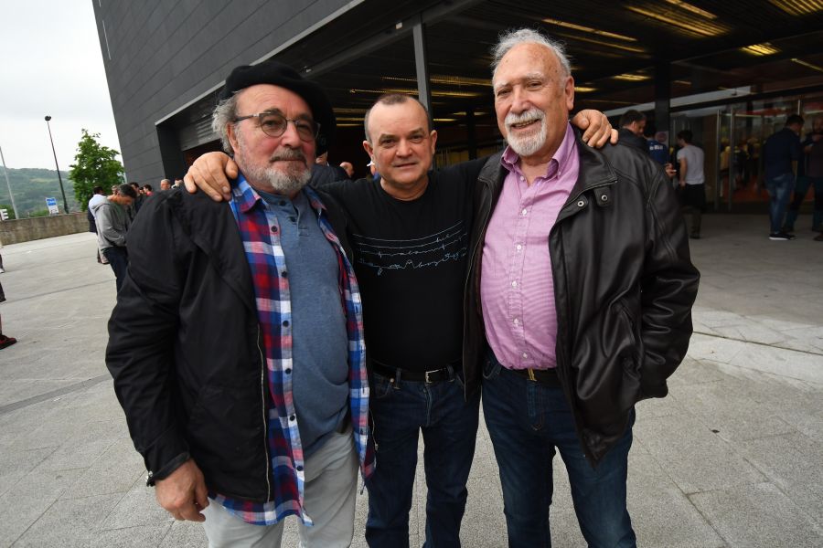 La afición se prepara para ver la final de Olaizola II y Altuna III.