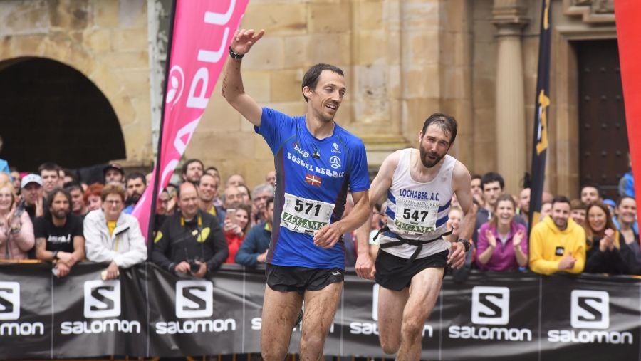 El joven suizo Rémi Bonnet (23 años) se ha impuesto en la categoría masculina de la Zegama-Aizkorri tras completar la prueba en 3:53:57.