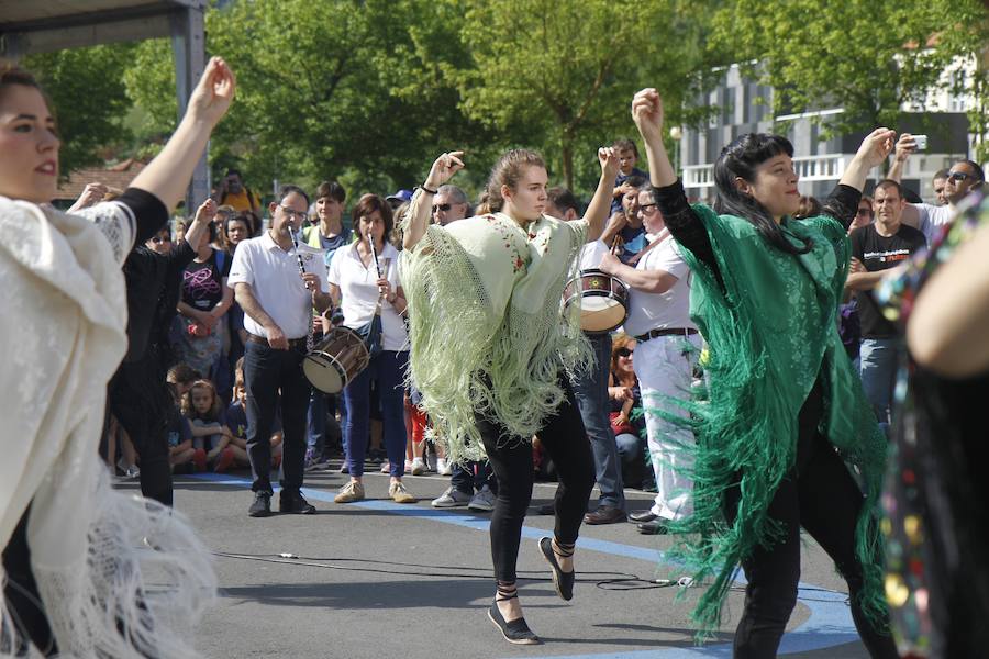 La villa costera acoge hoy la 27 edición de una celebración que tiene como objetivo «reivindicar que la escuela pública debe ser el eje del sistema educativo».