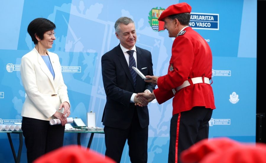 El museo de la Ertzaintza en Arkaute tendrá un «espacio permanente» dedicado a todos los agentes víctimas del terrorismo o fallecidos en acto de servicio, ha anunciado hoy el lehendakari, Iñigo Urkullu, durante la entrega de condecoraciones a ertzainas y policías de otros cuerpos.