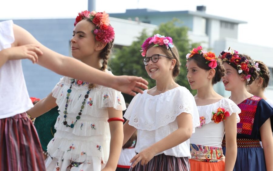 El colegio Mary Ward dedica su festival de fin de curso a combatir los estereotipos de género