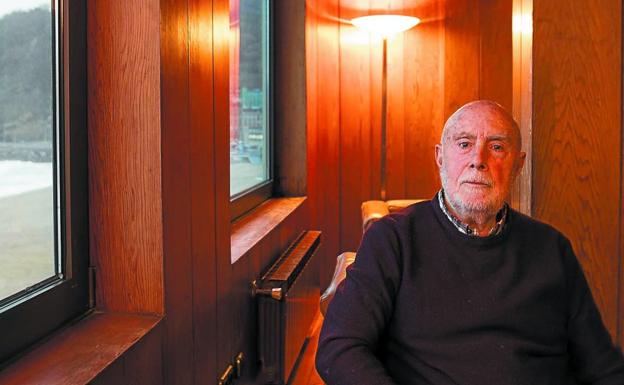 Raúl Guerra Garrido: «De Baroja nos atraía su fuerza vital y su libertad para decir lo que quería»