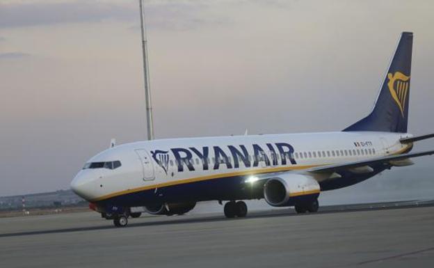 La aerolínea irlandesa Ryanair regresará a Loiu el próximo mes de abril con vuelos al aeródromo de Londres Southend por 24,99 euros
