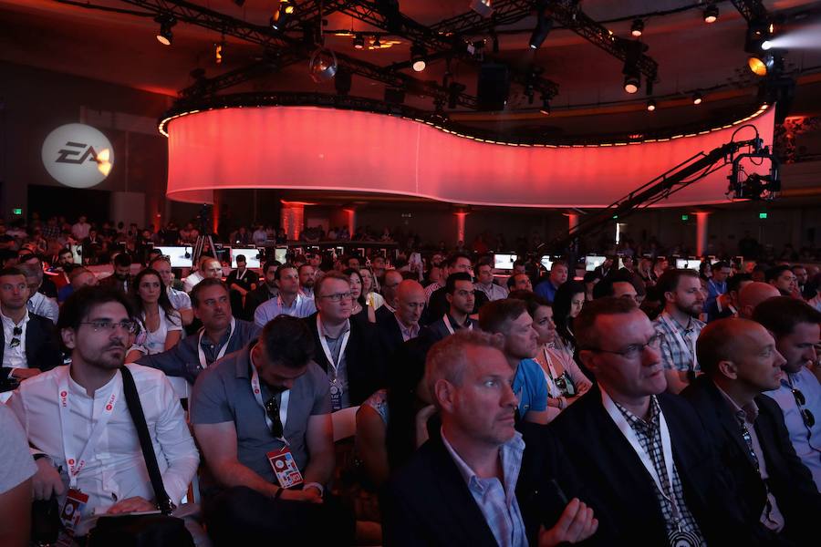 El «streaming» y otras vías de futuro para el sector de los videojuegos han sido protagonistas destacados en la feria E3, que cierra este jueves sus puertas en Los Ángeles.