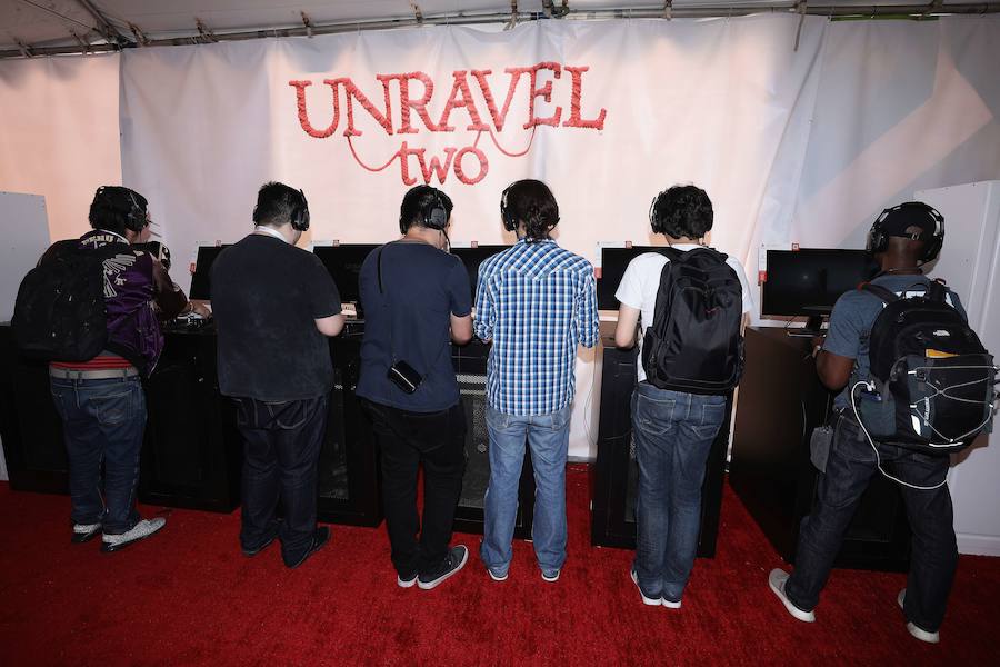 El «streaming» y otras vías de futuro para el sector de los videojuegos han sido protagonistas destacados en la feria E3, que cierra este jueves sus puertas en Los Ángeles.