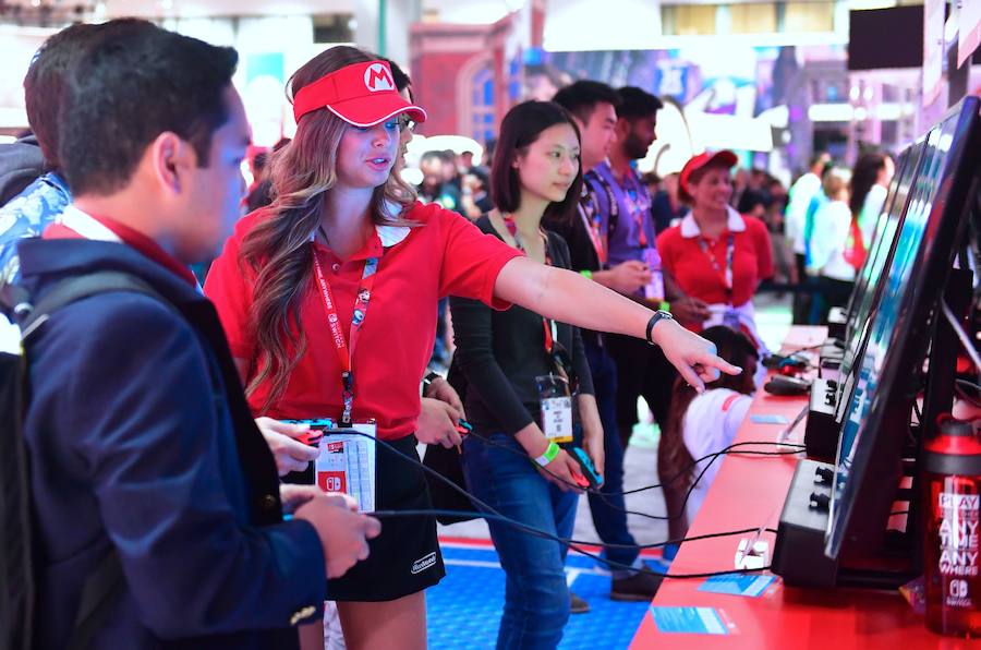 El «streaming» y otras vías de futuro para el sector de los videojuegos han sido protagonistas destacados en la feria E3, que cierra este jueves sus puertas en Los Ángeles.